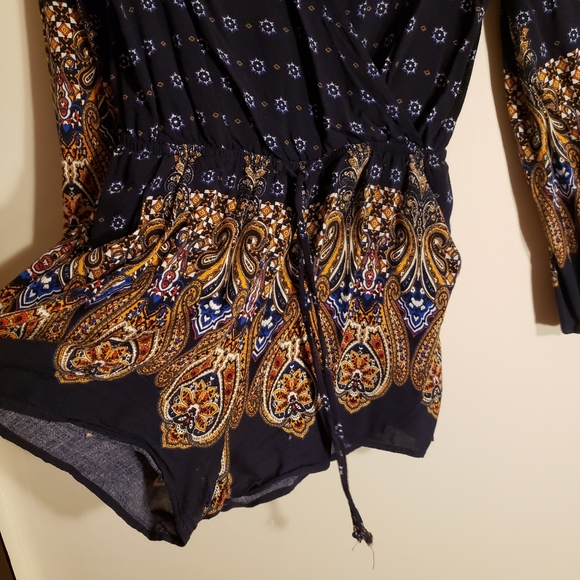 ONE CLOTHING LOS ANGELES BOHO ROMPER - Picture 4 of 9